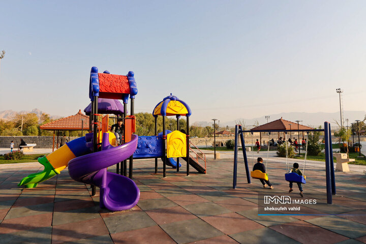 آیین افتتاح پروژه‌های شهرداری درچه