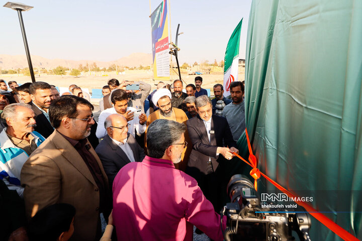 آیین افتتاح پروژه‌های شهرداری درچه