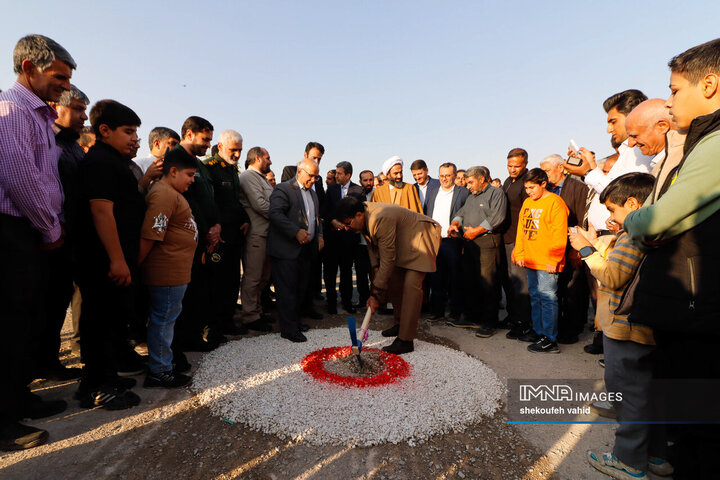 آیین افتتاح پروژه‌های شهرداری درچه