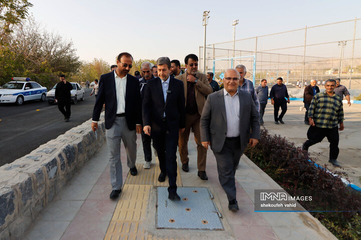 آیین افتتاح پروژه‌های شهرداری درچه