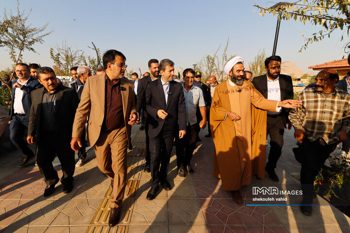 پیگیر ارتقای جایگاه شهر درچه به شهرستان هستیم