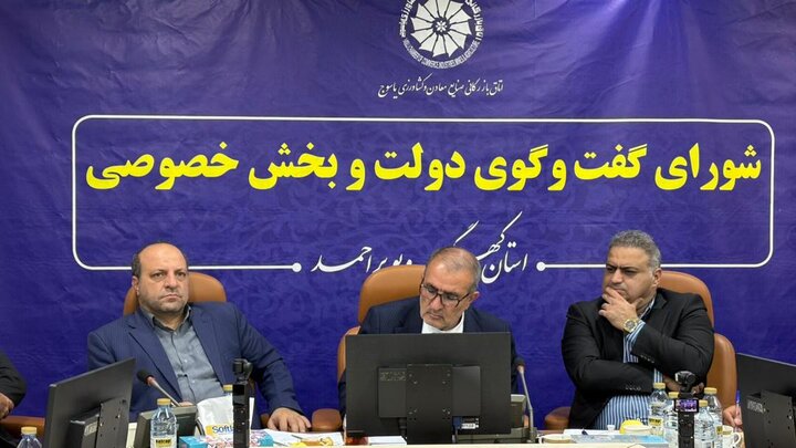 محصولات صادراتی باید در کیفیت و قیمت توان رقابت داشته باشند