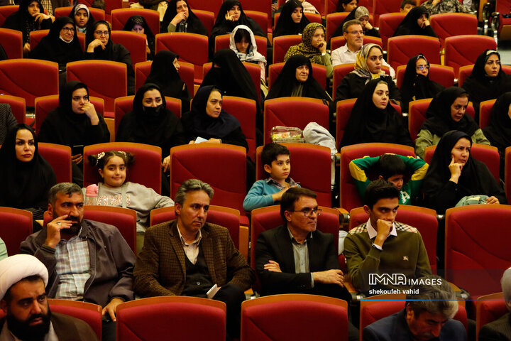 آیین افتتاح پروژه‌های شهرداری درچه