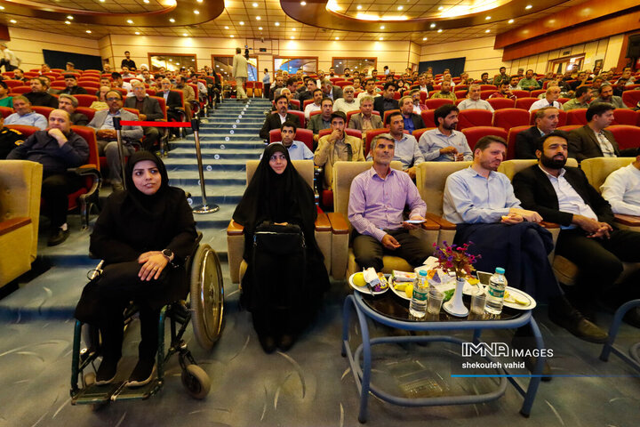 آیین افتتاح پروژه‌های شهرداری درچه