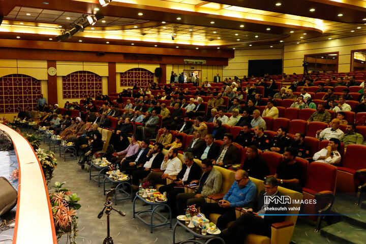 آیین افتتاح پروژه‌های شهرداری درچه