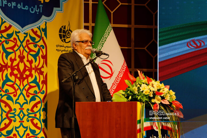 آیین افتتاح پروژه‌های شهرداری درچه