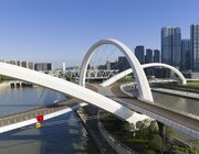 شهر بی‌درز چین؛ دوختن شرق و غرب با نخ‌های فولادین