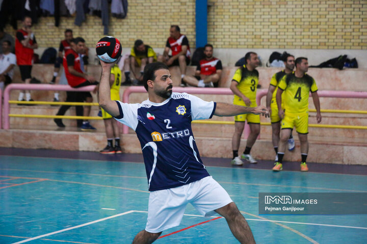 مسابقات داژبال کارکنان شهرداری اصفهان