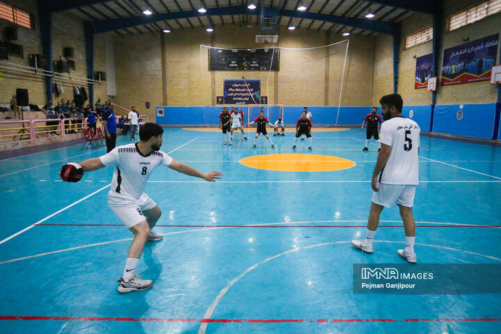 مسابقات داژبال کارکنان شهرداری اصفهان