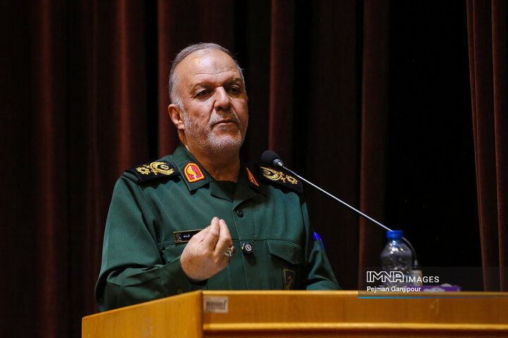 گردهمایی اساتید بسیجی استان اصفهان