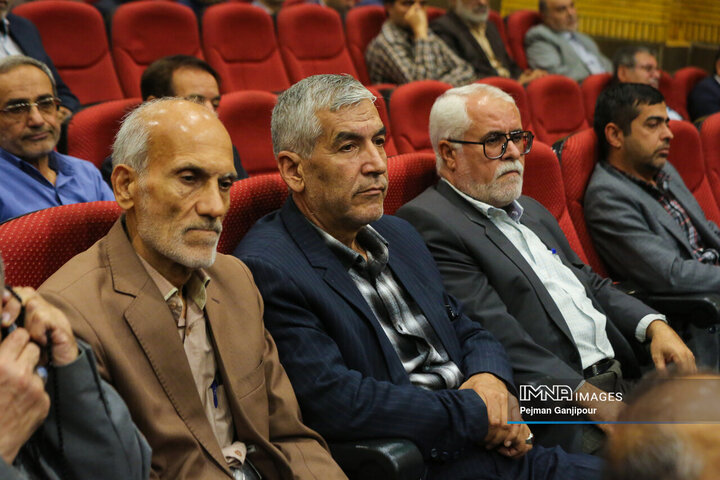 گردهمایی اساتید بسیجی استان اصفهان