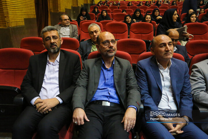 گردهمایی اساتید بسیجی استان اصفهان