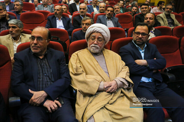 گردهمایی اساتید بسیجی استان اصفهان