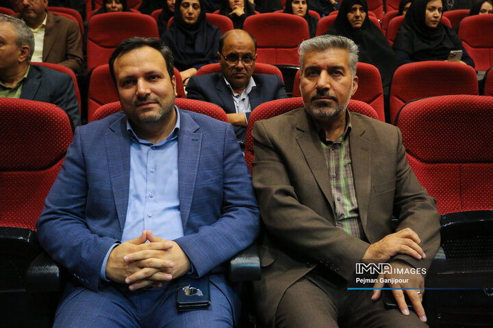 گردهمایی اساتید بسیجی استان اصفهان