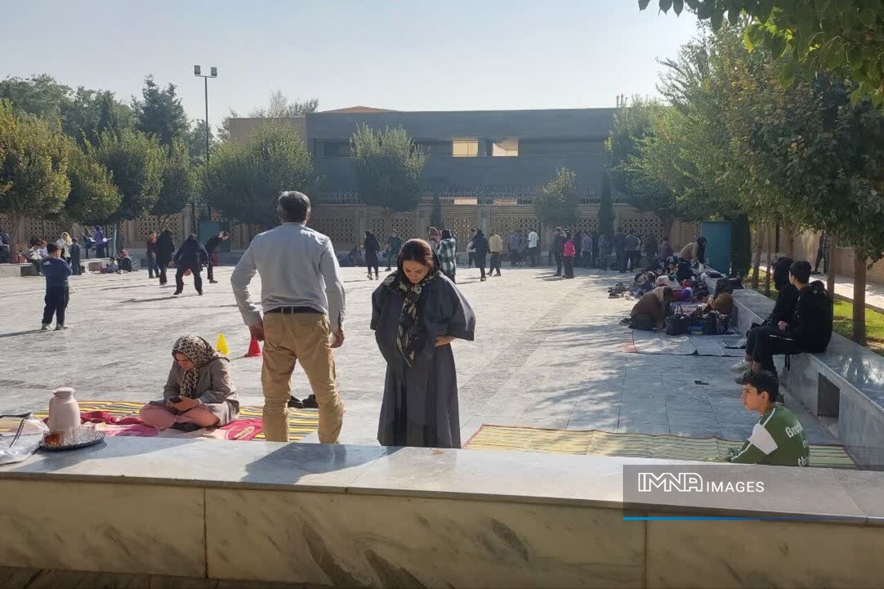 کودکان اوتیسم مهمان منطقه ۷ اصفهان شدند؛ برگزاری جشن مهر و همدلی در بوستان آرزو