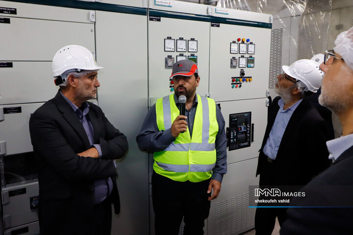 بازدید هیئت اندیشه‌ورز بسیج استان اصفهان از خط ۲ قطار شهری اصفهان