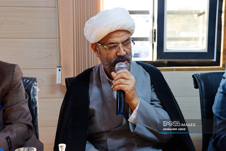 بازدید هیئت اندیشه‌ورز بسیج استان اصفهان از خط ۲ قطار شهری اصفهان