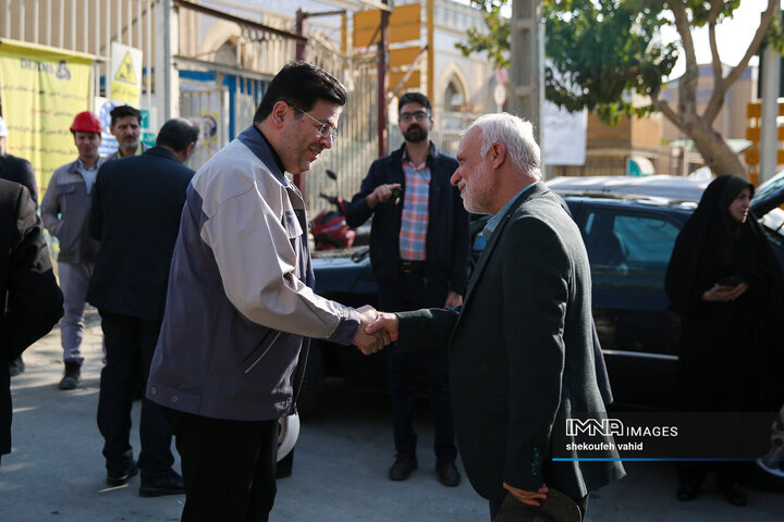 بازدید هیئت اندیشه‌ورز بسیج استان اصفهان از خط ۲ قطار شهری اصفهان