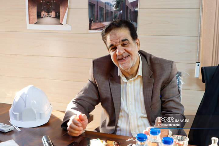 بازدید هیئت اندیشه‌ورز بسیج استان اصفهان از خط ۲ قطار شهری اصفهان 2 قطار شهری اصفهان