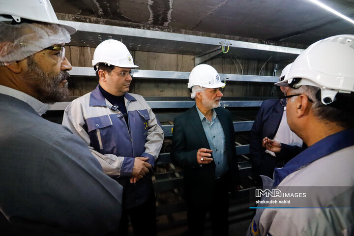 بازدید هیئت اندیشه‌ورز بسیج استان اصفهان از خط ۲ قطار شهری اصفهان