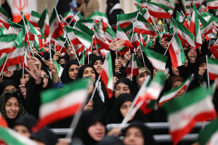 دیدار دانش‌آموزان و دانشجویان با رهبر انقلاب