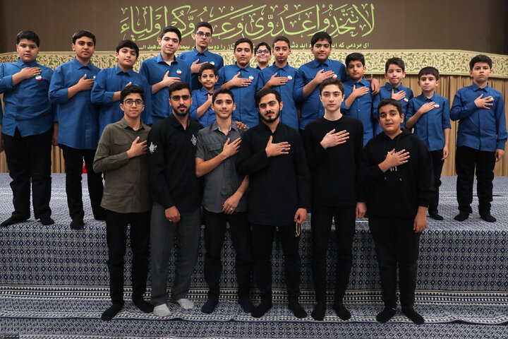 دیدار دانش‌آموزان و دانشجویان با رهبر انقلاب