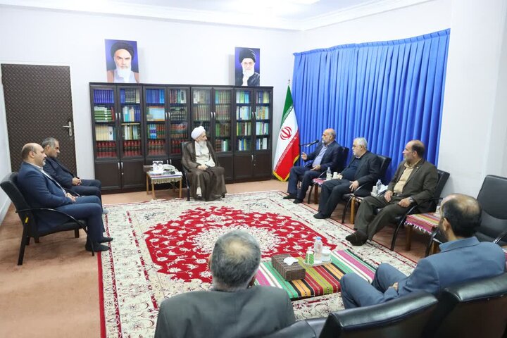 سالانه یادبودی برای شخصیت‌های برجسته مازندران گرفته شود