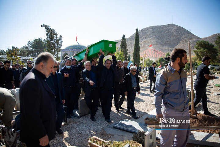 مراسم تشییع عضو سابق شورای اسلامی شهر اصفهان