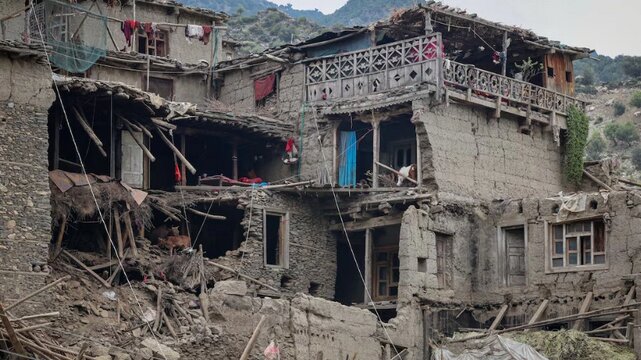 زلزله ۶.۳ ریشتری افغانستان؛ هفت کشته و ۱۵۰ زخمی