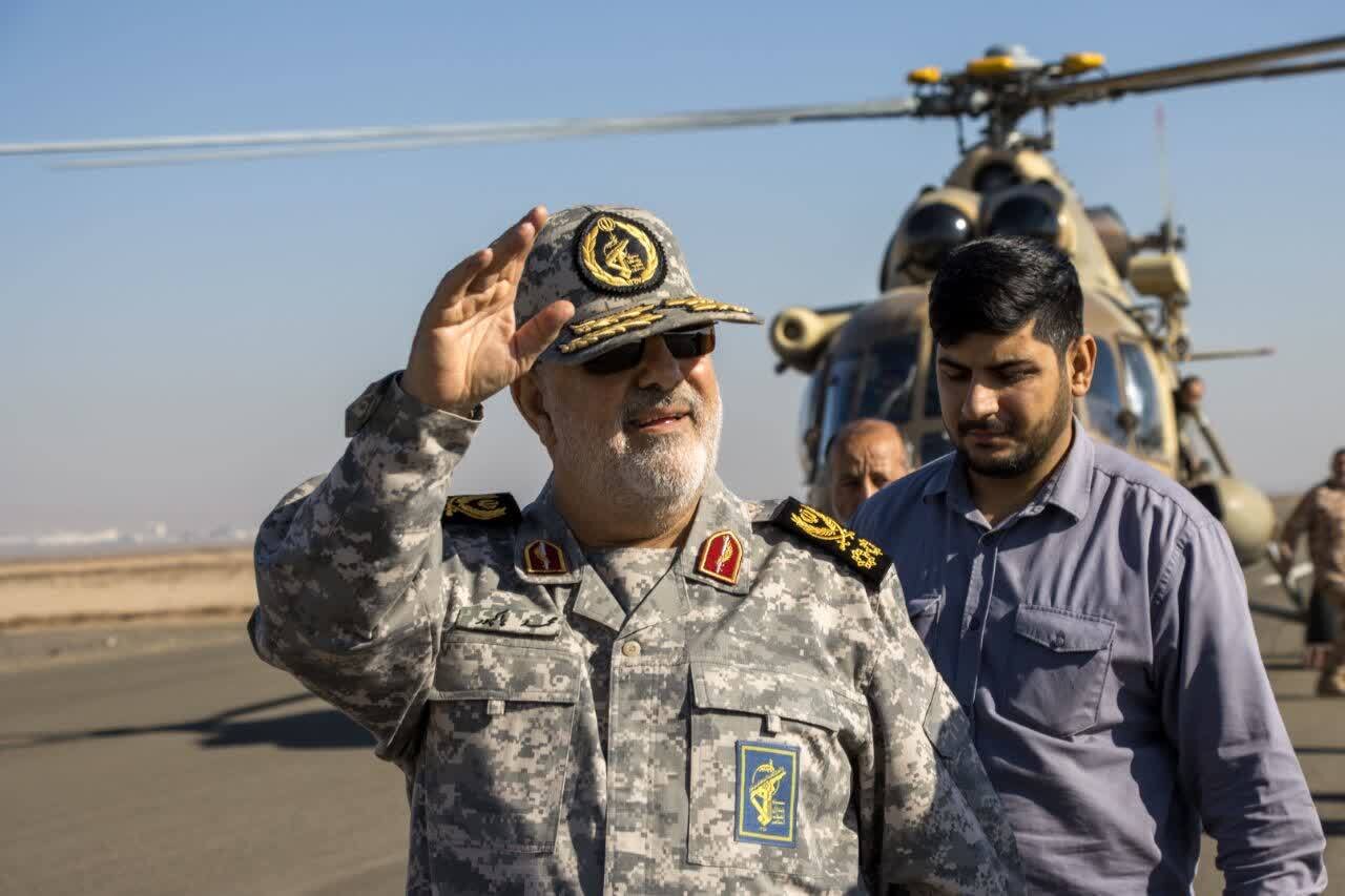 مانور پهپادی یگان سجیل با حضور فرمانده کل سپاه