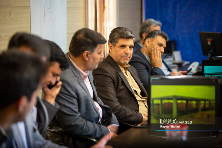 بازدید نائب رئیس شورای شهر و شهردار اصفهان از پروژه باغ مشاهیر