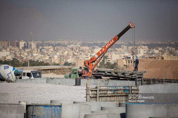 بازدید نائب رئیس شورای شهر و شهردار اصفهان از پروژه باغ مشاهیر