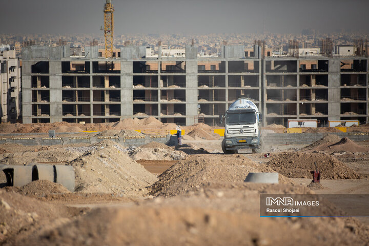 بازدید نائب رئیس شورای شهر و شهردار اصفهان از پروژه باغ مشاهیر