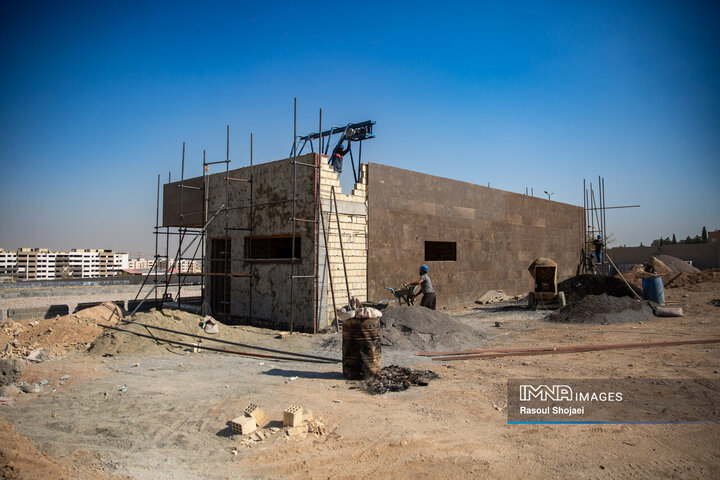 بازدید نائب رئیس شورای شهر و شهردار اصفهان از پروژه باغ مشاهیر