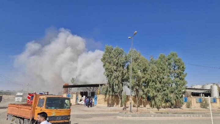 مهار آتش‌سوزی در شرکت پالایش نفت گرمسار