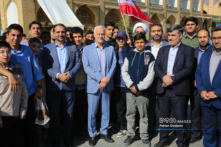 راهپیمایی یوم‌الله 13 آبان در اصفهان