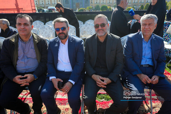 راهپیمایی یوم‌الله 13 آبان در اصفهان