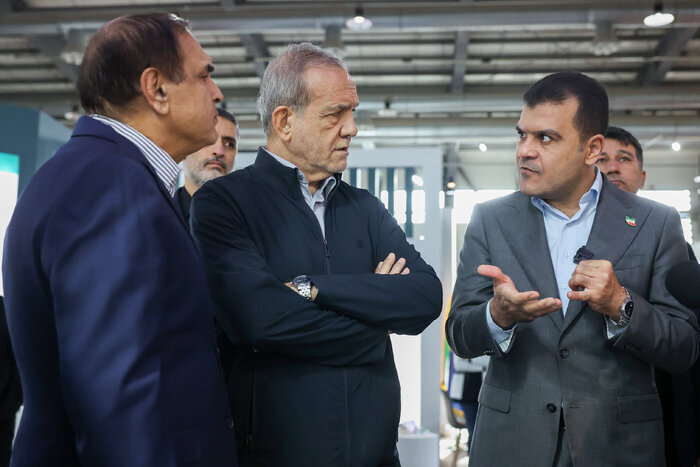 رئیس‌جمهور: باید نسبت به ارتقا کیفیت محصولات فناورانه اقدام کنیم