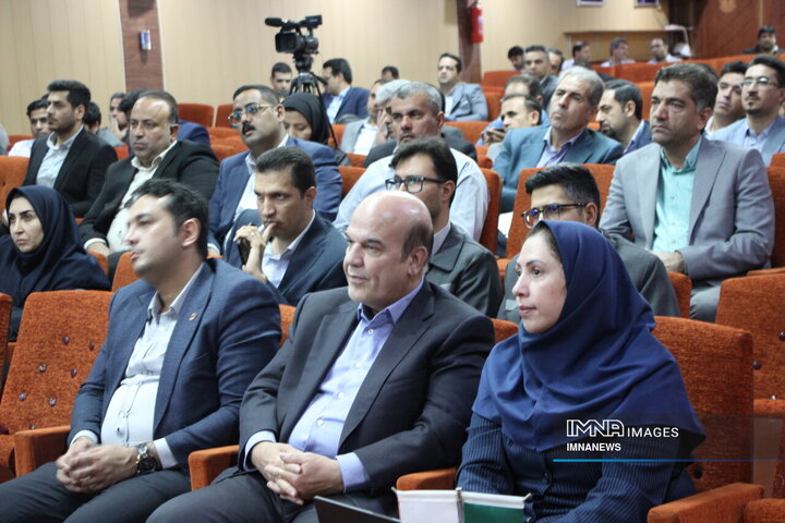 نشست هم اندیشی مدیران بومی سازی صنایع معدنی کشور