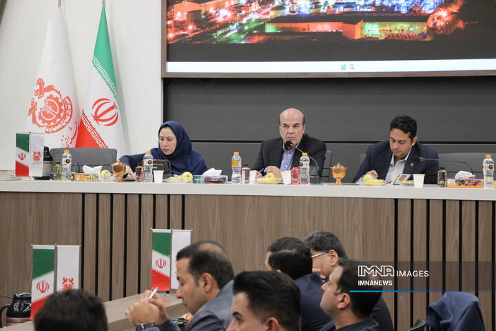 نشست هم اندیشی مدیران بومی سازی صنایع معدنی کشور