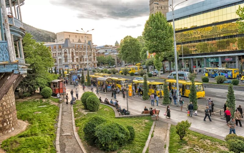 اقتصاد شهری در لبه پرتگاه