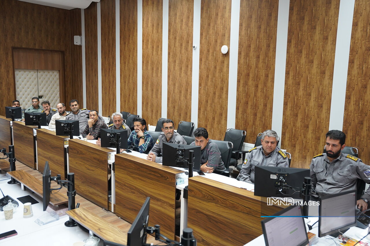 برگزاری دوره تخصصی حفاظت فیزیکی و اصول انتظامی در سازمان آرامستانهای شهرداری اصفهان