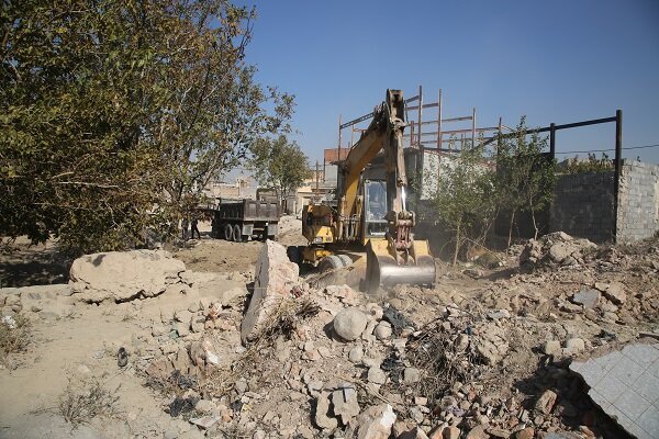 اجرای مسیرگشایی با هدف روان‌سازی ترافیک جنوب غرب تبریز