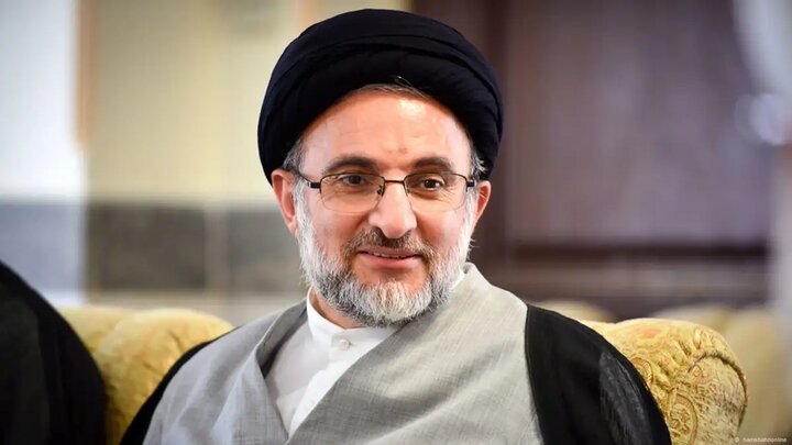 خاموشی: نخبگان نظام مسائل ایران را شناسایی و برای حل آن برنامه‌ریزی کنند