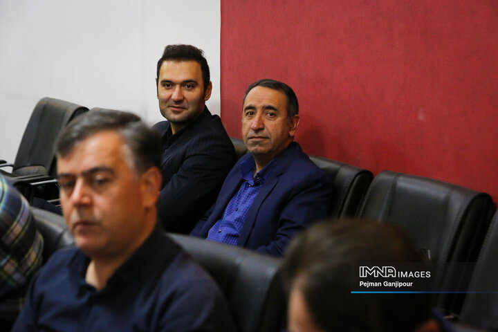 نشست آموزشی ستادهای مدیریت بحران و شوراهای پدافند غیرعامل شهرداری اصفهان