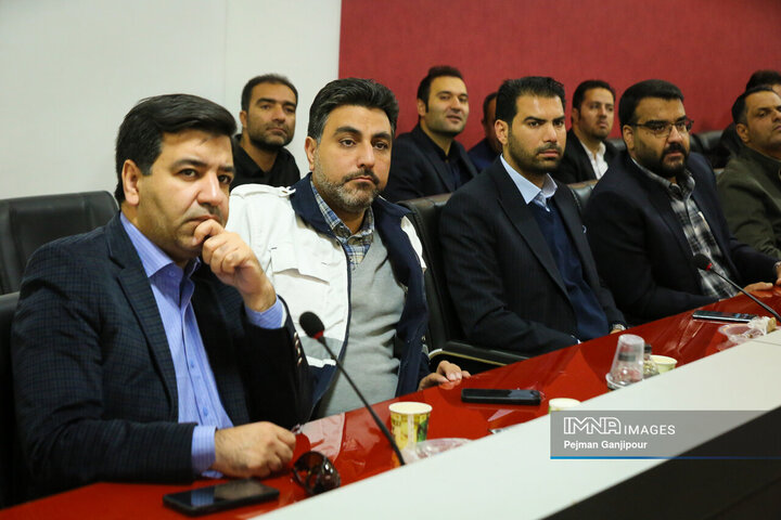 نشست آموزشی ستادهای مدیریت بحران و شوراهای پدافند غیرعامل شهرداری اصفهان