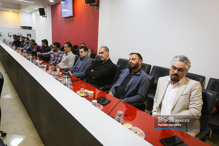 نشست آموزشی ستادهای مدیریت بحران و شوراهای پدافند غیرعامل شهرداری اصفهان