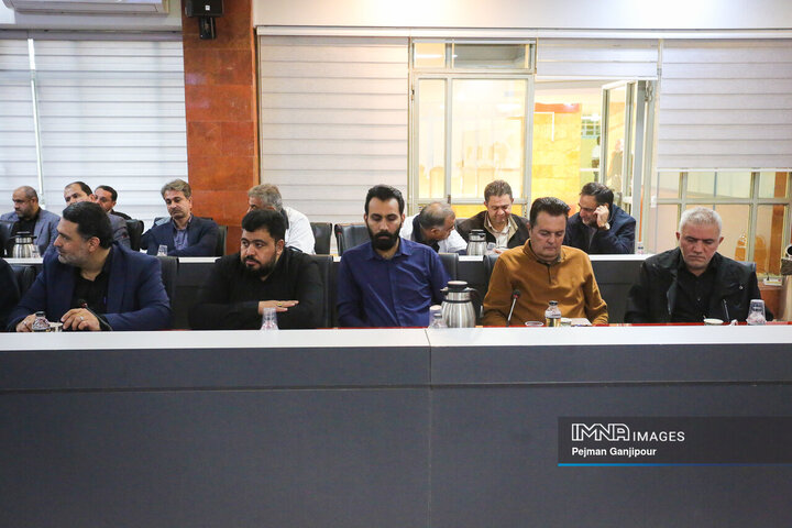 نشست آموزشی ستادهای مدیریت بحران و شوراهای پدافند غیرعامل شهرداری اصفهان