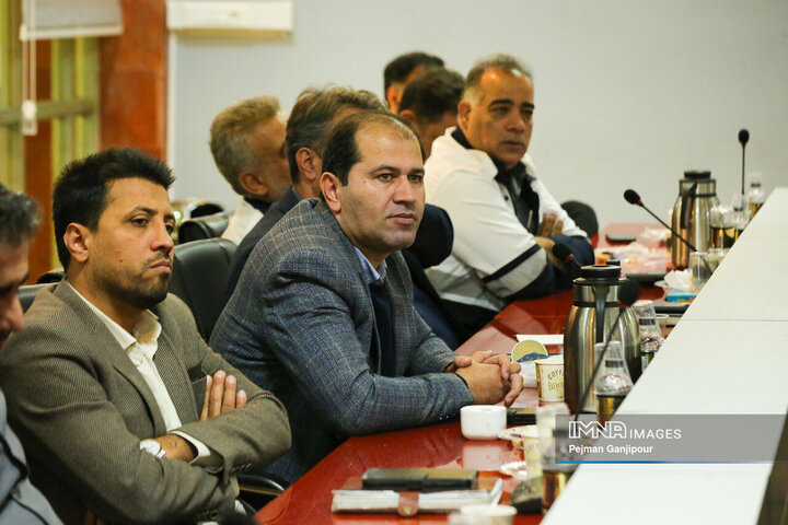 نشست آموزشی ستادهای مدیریت بحران و شوراهای پدافند غیرعامل شهرداری اصفهان