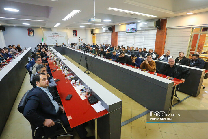 نشست آموزشی ستادهای مدیریت بحران و شوراهای پدافند غیرعامل شهرداری اصفهان